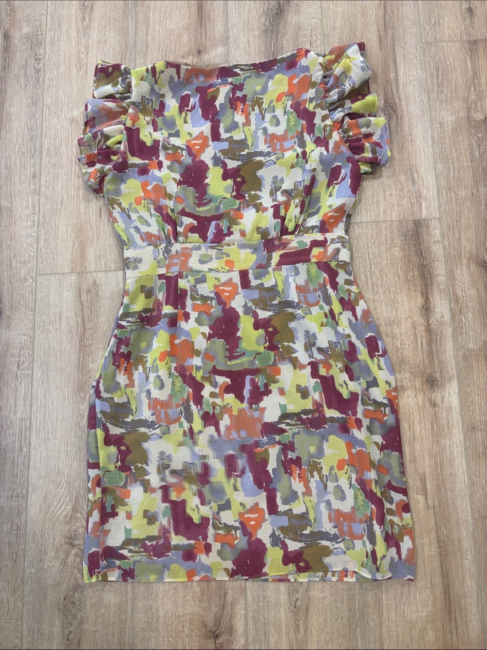 Abstract Multi-Color Ruffle Sleeve Mini Dress - Multi - Picture 3 of 3